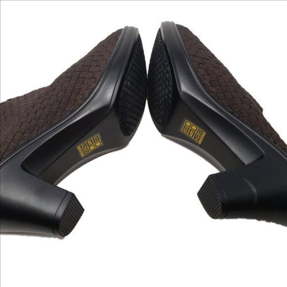 CORKYS Hot Women's Brown Featherlite Woven Pumps 3" Heel Women's Size 9 NWOT - Picture 6 of 8
